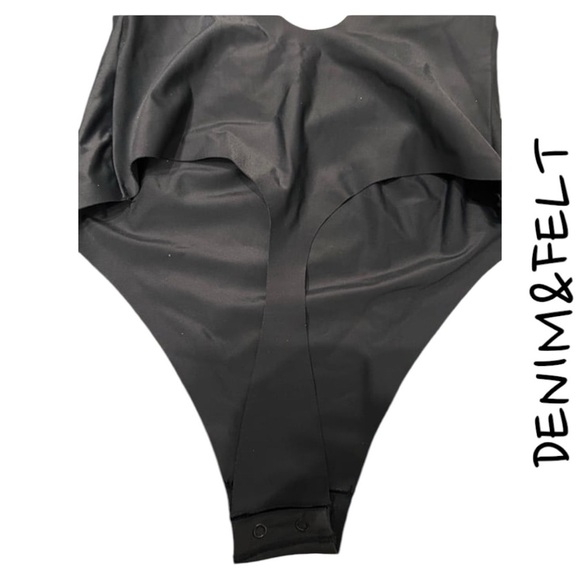 SKIMS DEEP PLUNGE SHAPEWEAR THONG BODYSUIT |STYLE: BD-THG-2959 |COLOR:ONYX |NEW - Picture 7 of 10